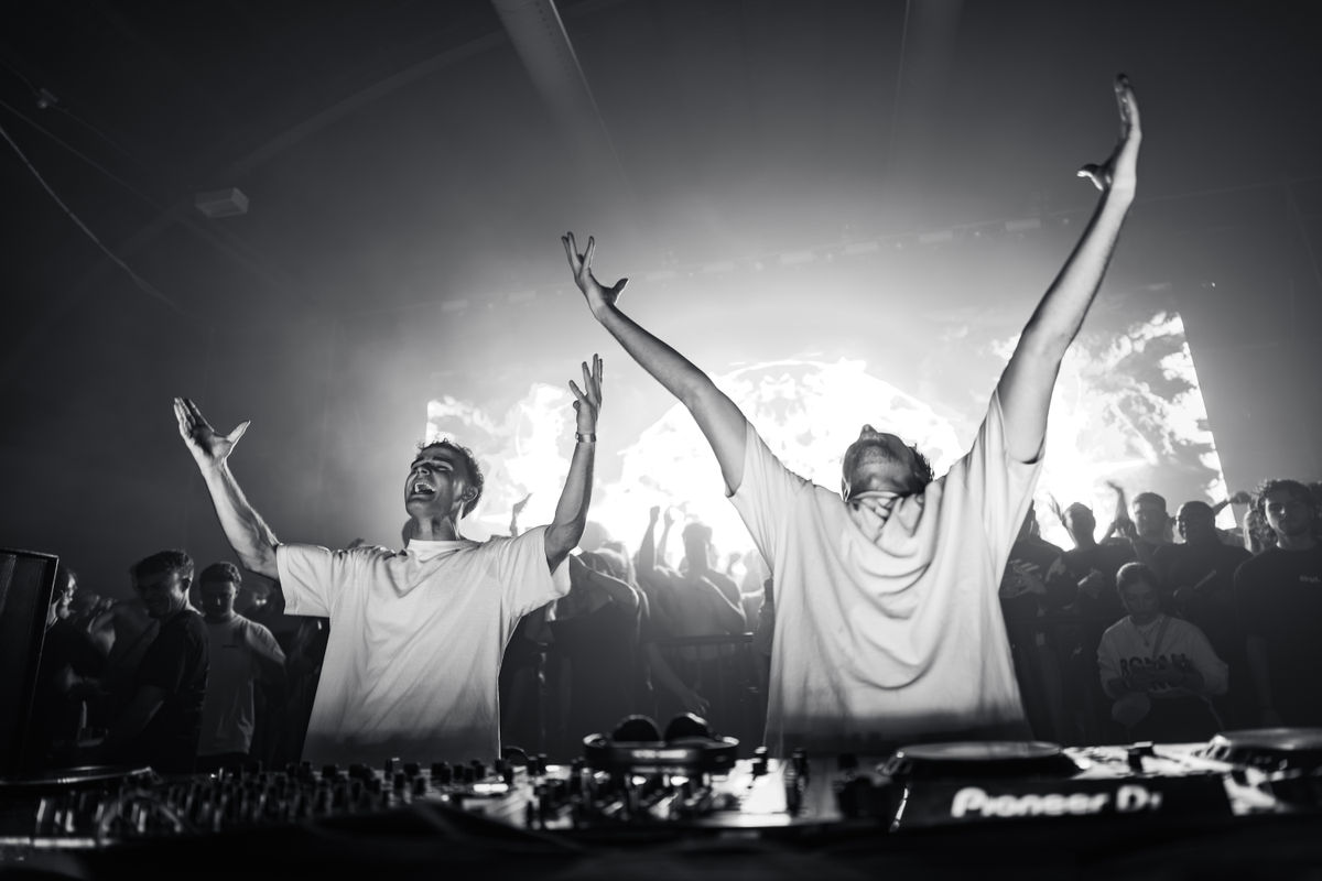 Loading... just a sec